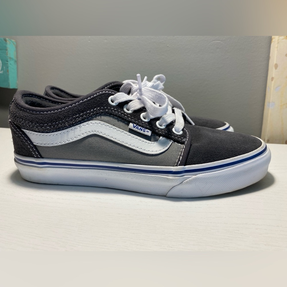 Vans Chukka Low Sidestripe Men’s Size 6.5